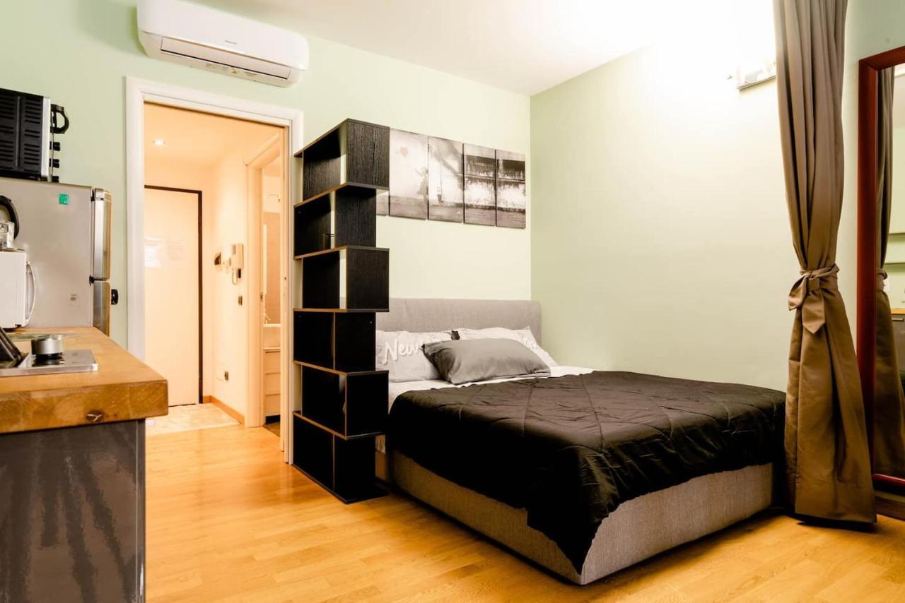 Central Studio Apartment - 24H Self Checkin Мілан Екстер'єр фото